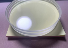 borosilicate lens with groove
