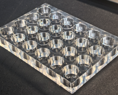 Transparent glass well plate